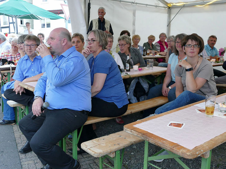 Sommerserenade vor dem "Chorfürst" (Foto: Karl-Franz Thiede)